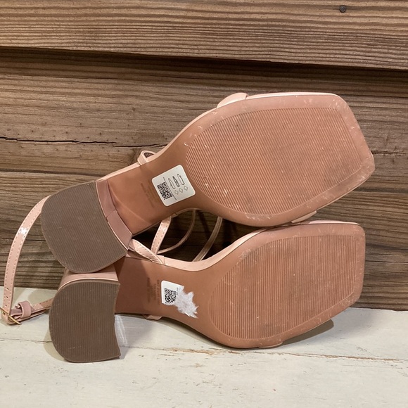 ASOS Hilton Barely There Block Heel Sandals - Picture 10 of 11